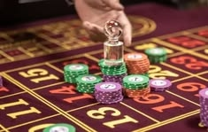 available types of Sic Bo Dragons bet including pre-match live express and system bets